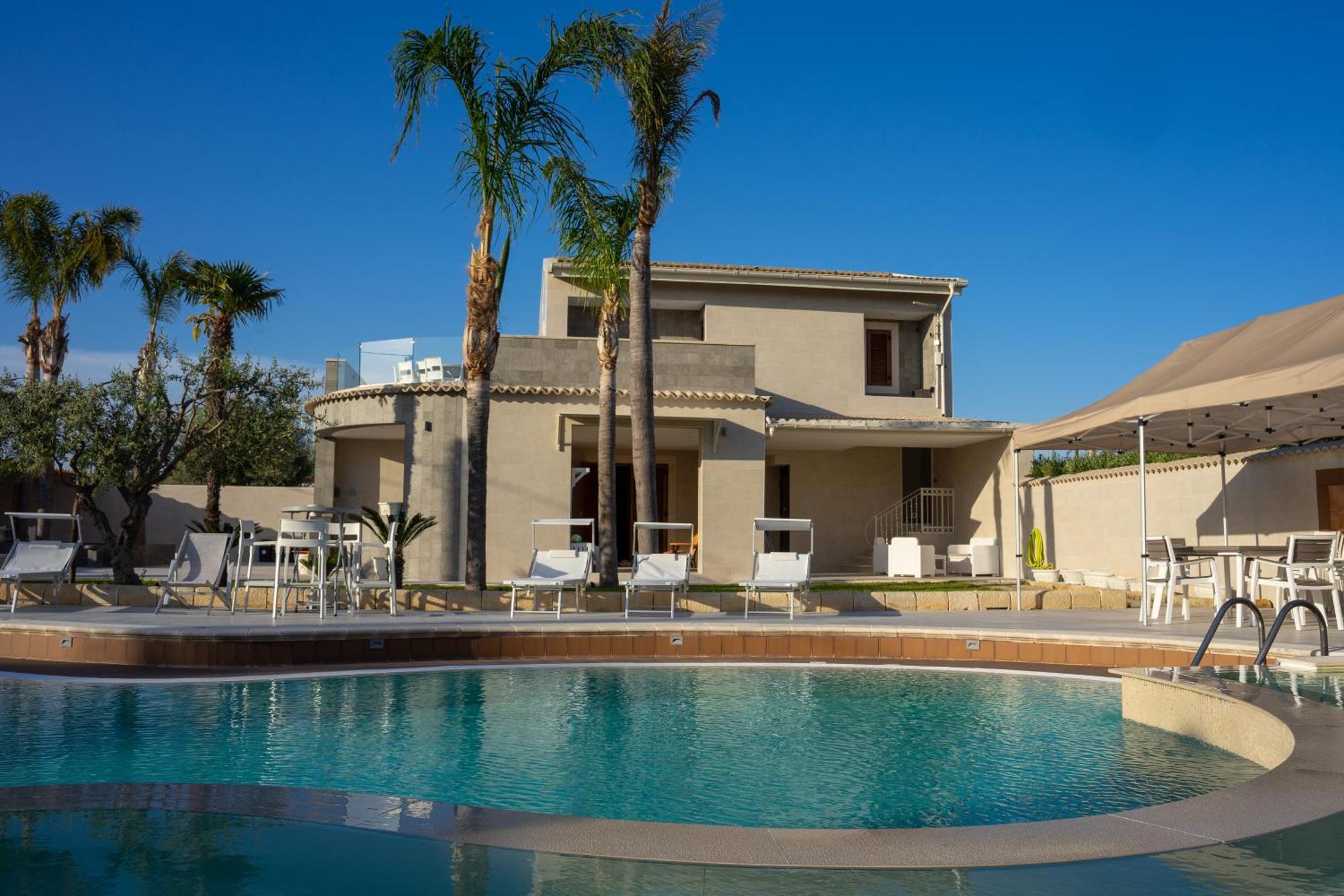 Aqua Suites Doria Syracuse Exterior photo