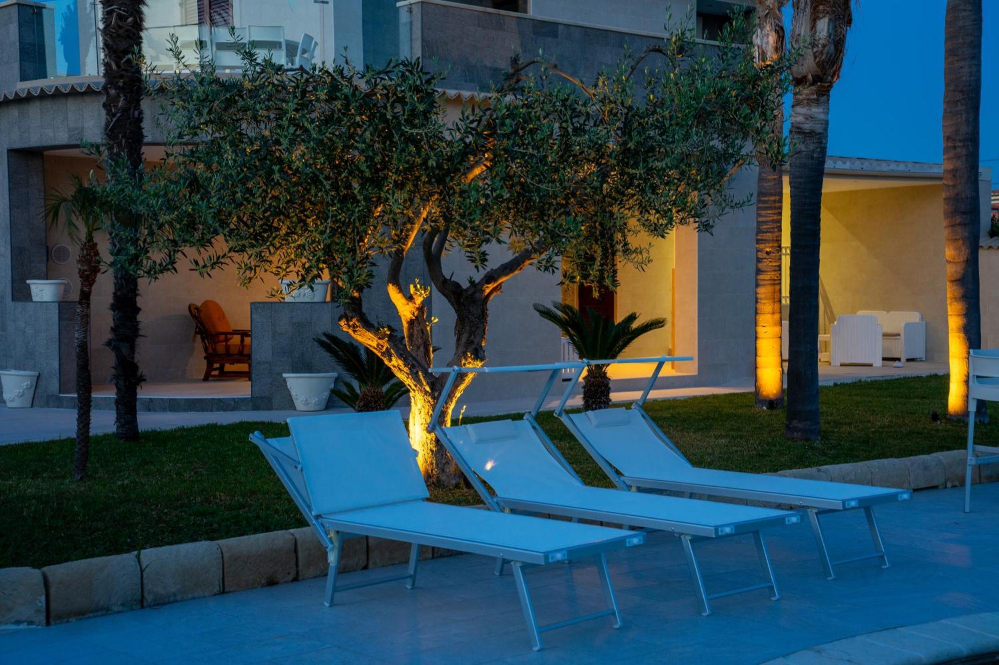 Aqua Suites Doria Syracuse Exterior photo